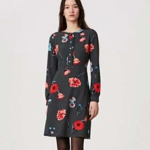 Loft | Floral Breeze Shirt Dress in Green w/ long sleeves | Size 8